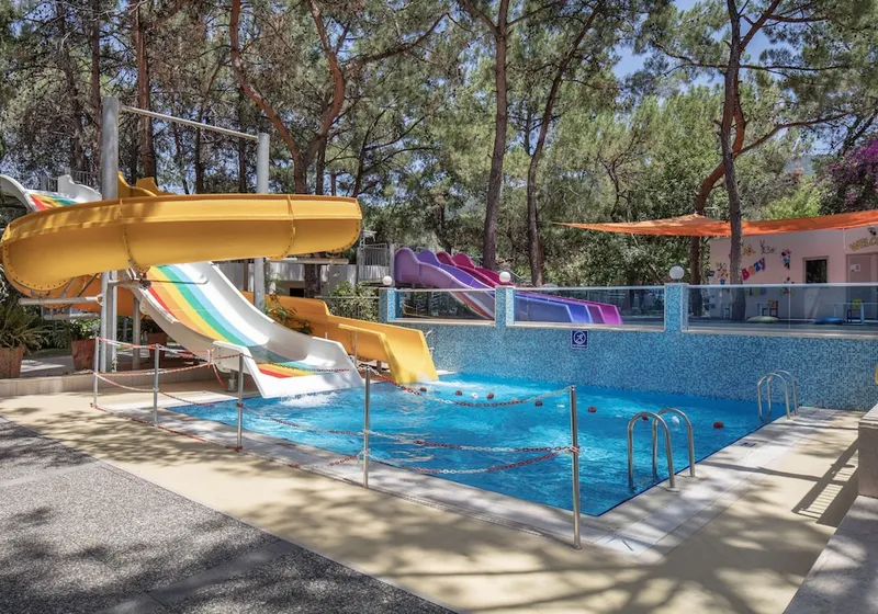 DoubleTree by Hilton Bodrum Işıl Club Ultra All Inclusive Resort 3