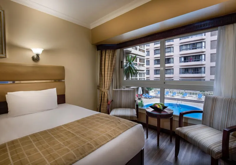 Pyramisa Suites Hotel Cairo 2