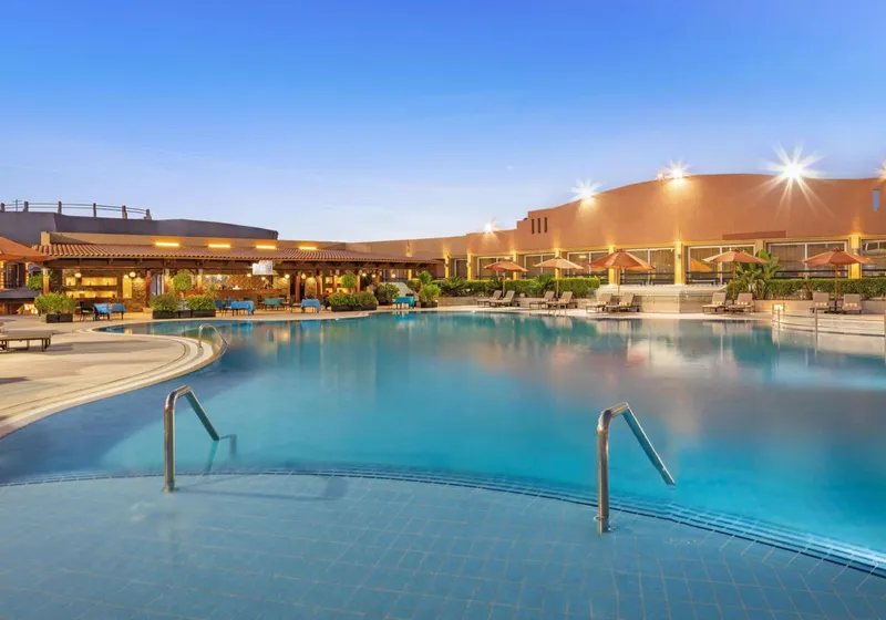 Hilton Alexandria Green Plaza 2