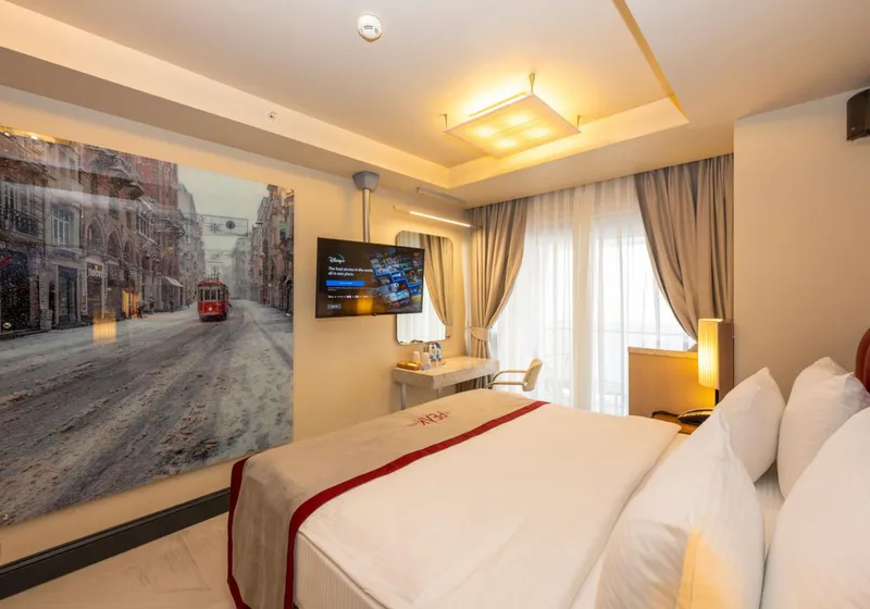Ramada By Wyndham Istanbul Pera 2