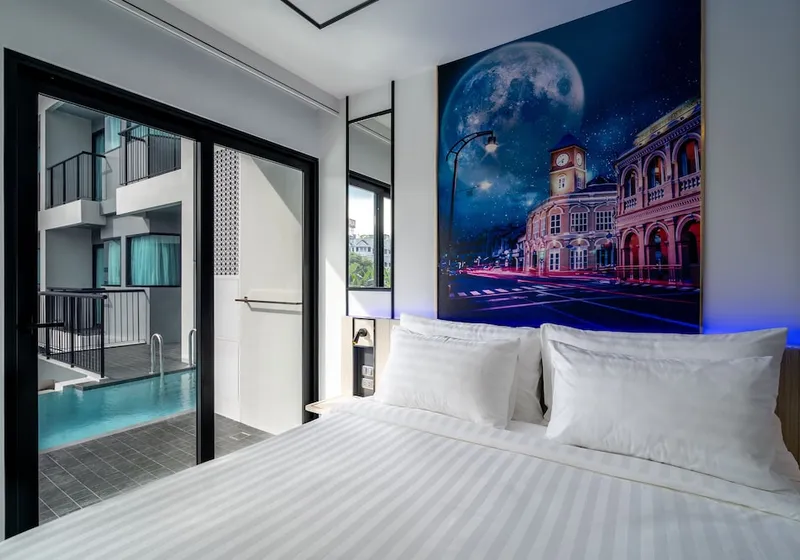 Ratri Hotel Phuket Old Town 4