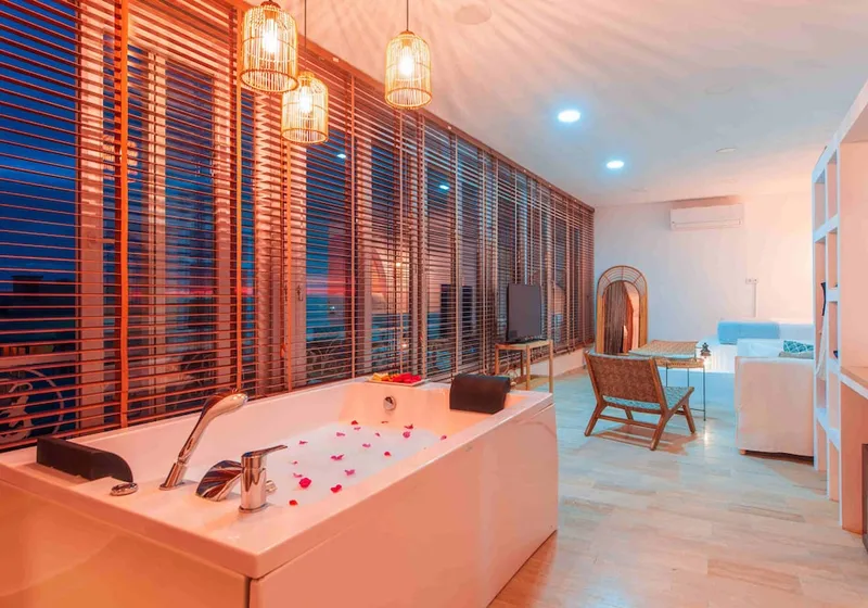 MARE MARIN BOUTIQUE HOTEL 3