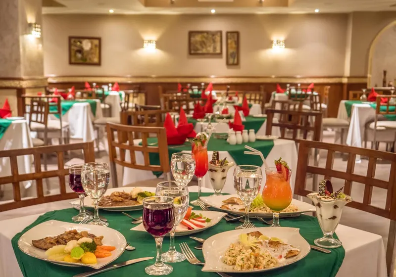 Sunny Days El Palacio Resort & Spa 4