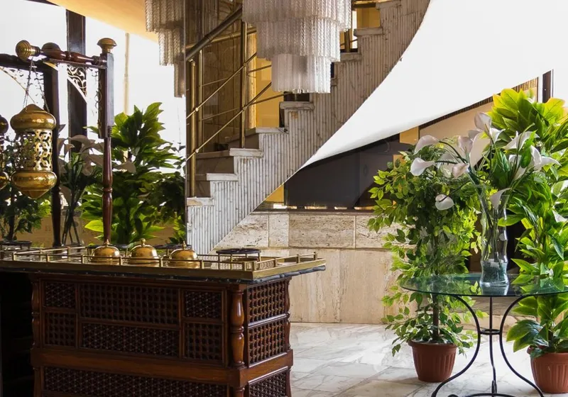 Plaza Hotel Alexandria 4