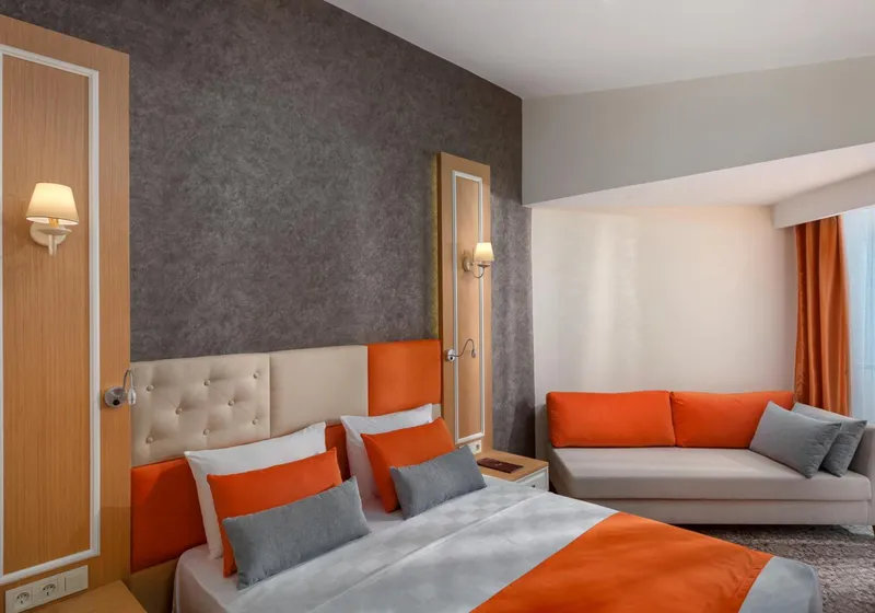 Golden Orange Hotel 3