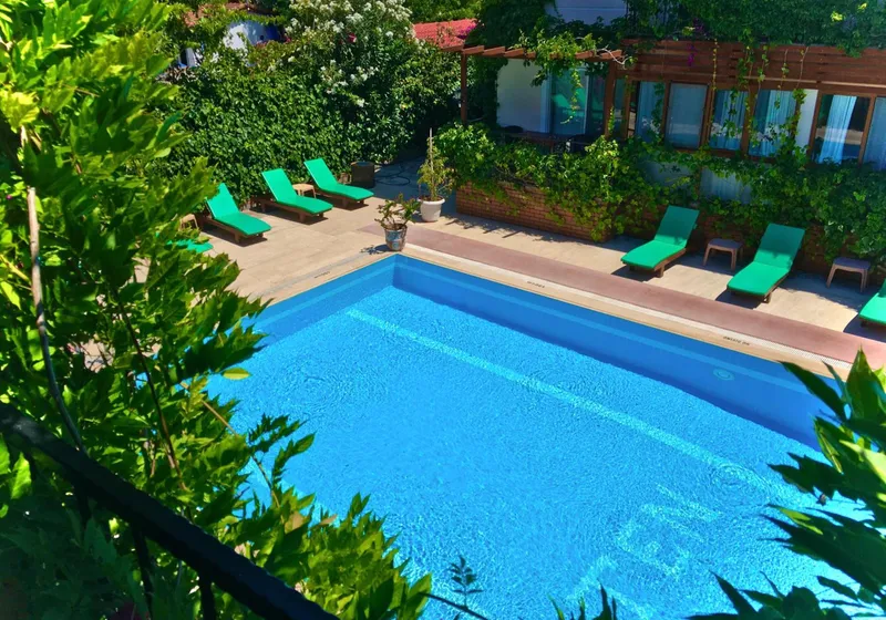 Ten Apart Hotel 2