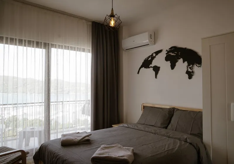 El Camino Hostel & Pub 3