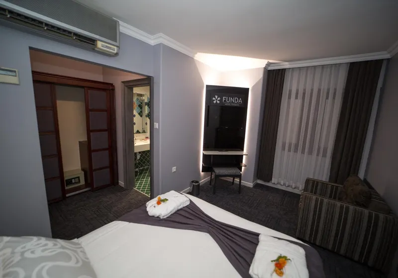 Funda Hotel 2