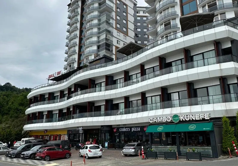 Royal Comfort Hotel 3