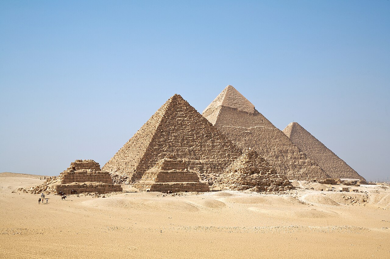 أهرامات الجيزة وأبو الهول، مصر