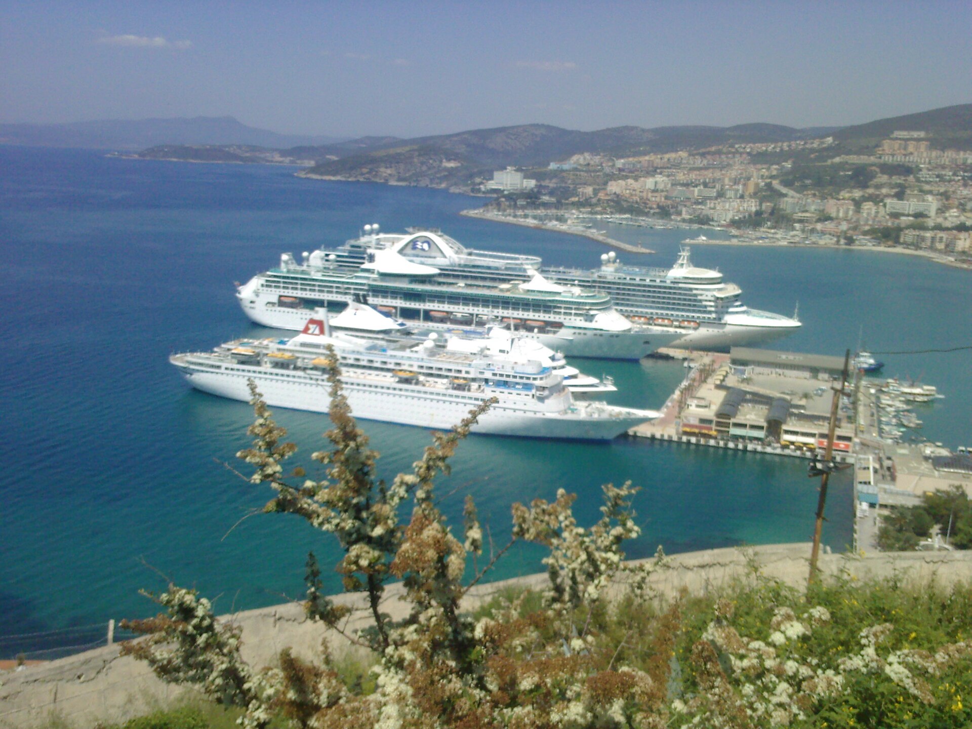 Kuşadası Harbour & Pigeon Island (Güvercinada) — Kuşadası