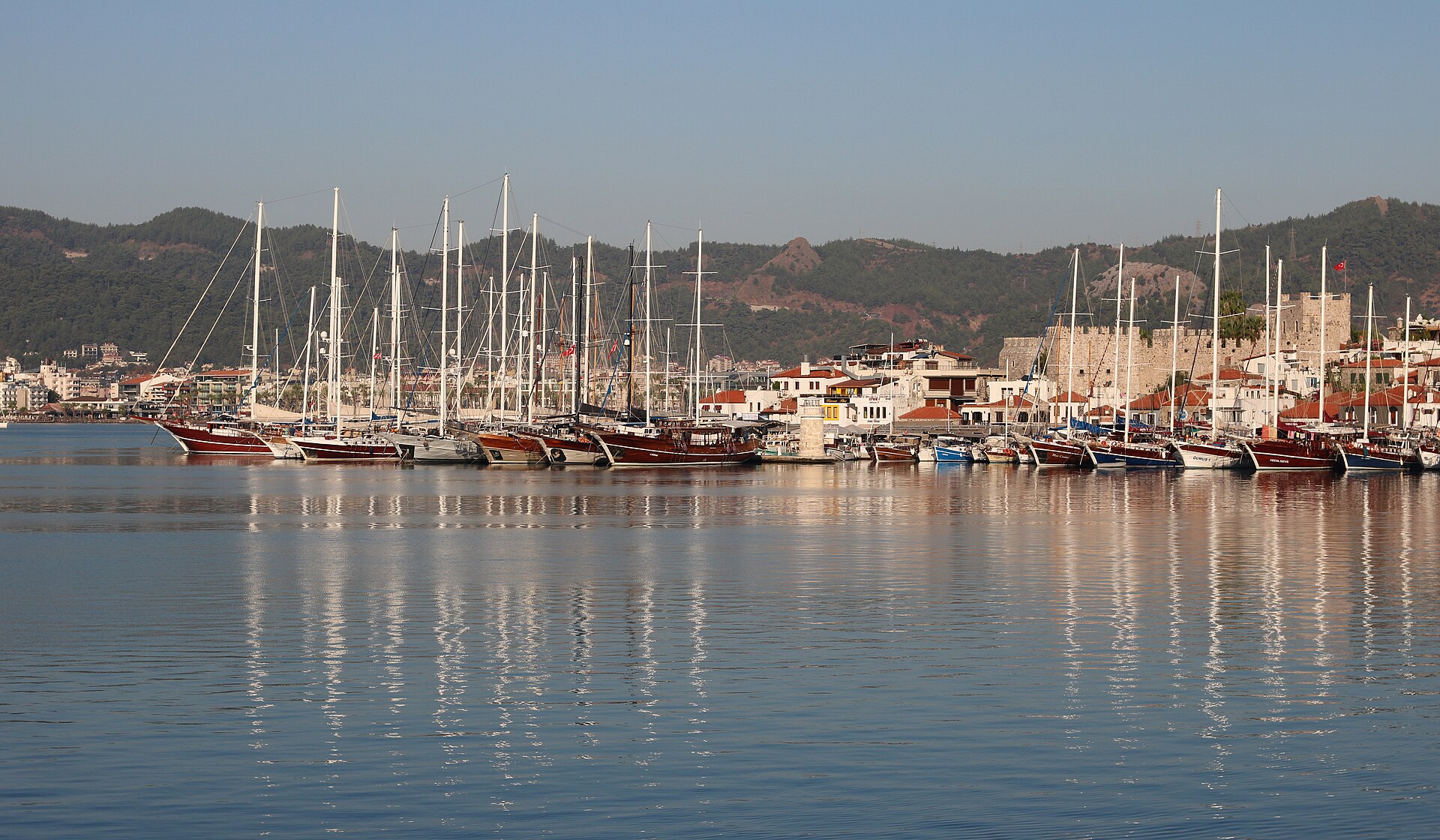 Marmaris-Yachthafen und Bar Street — Marmaris